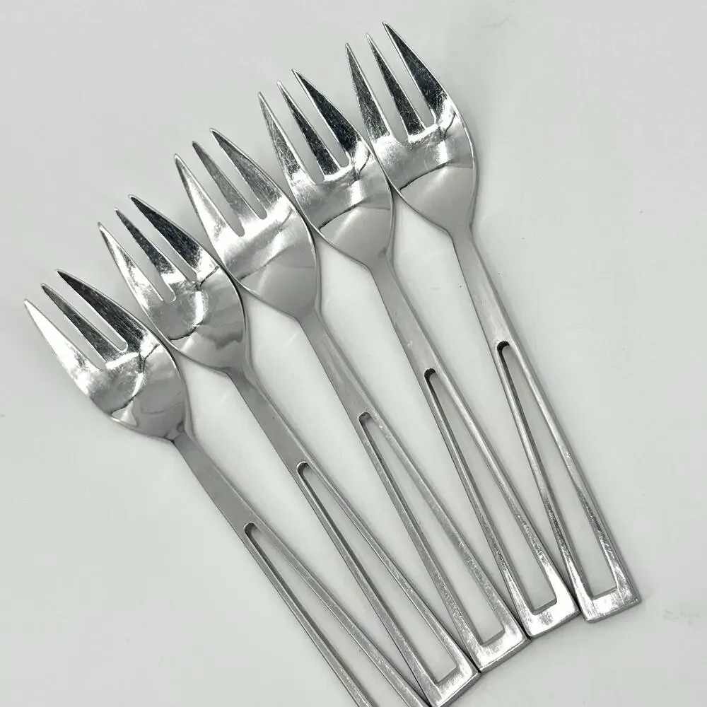Supreme Cutlery Aperto Stainless Steel Dinner Forks Set Of 5 Japan 7 1/8 inch